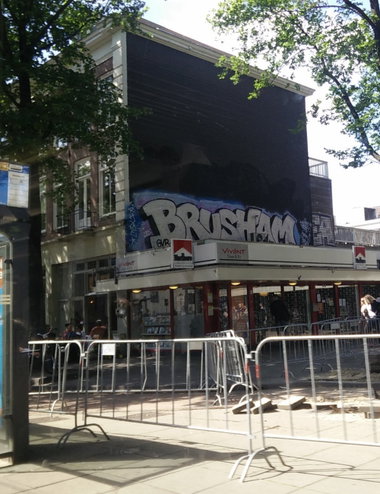 Graffiti in Amsterdam - Photo by Pentabarf - amsterdam, brusham, gvr