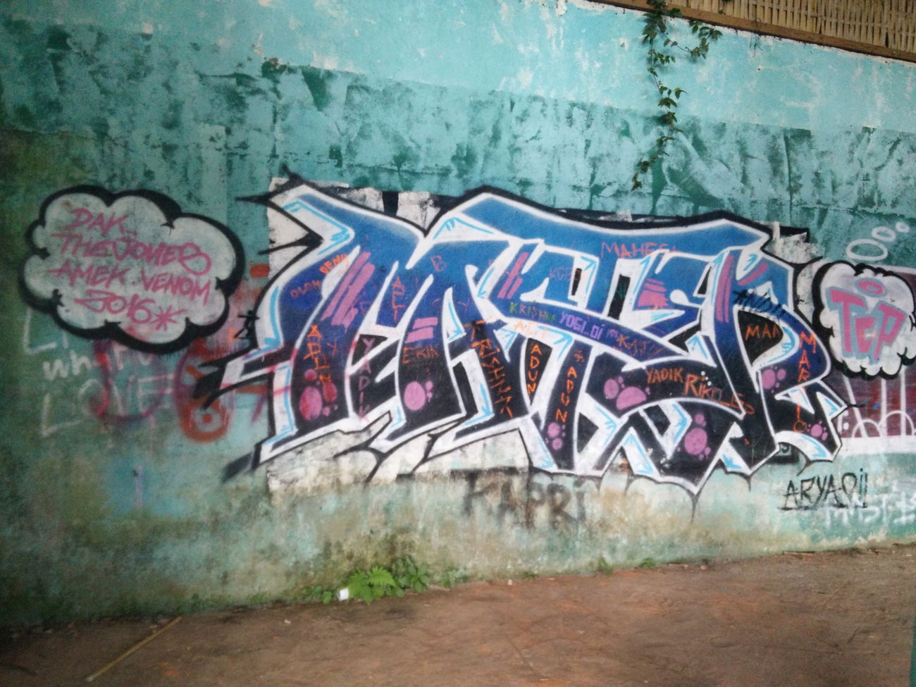 Graffiti in Indonesia - Photo by Pentabarf - indonesia, indonesien, ubud