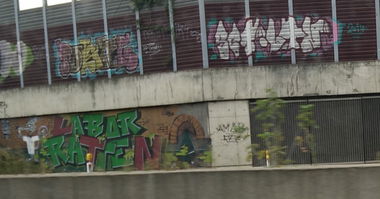 Graffiti Bombing in Köln - Photo by Pentabarf - A3, cgn, cologne