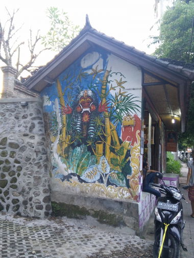 Graffiti Street Art in Indonesia - Photo by Pentabarf - indonesia, indonesien, ubud