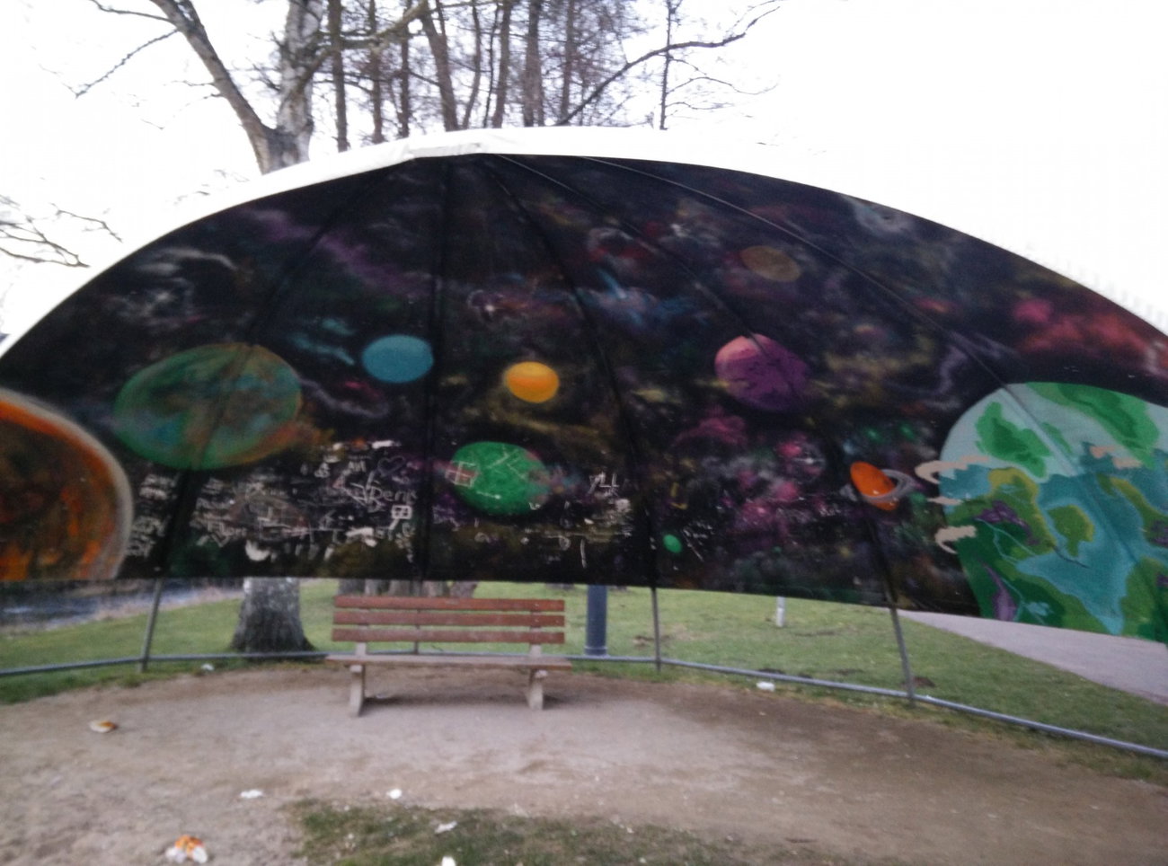 Graffiti Wall in Deutschland - Photo by Pentabarf - Background (2015)