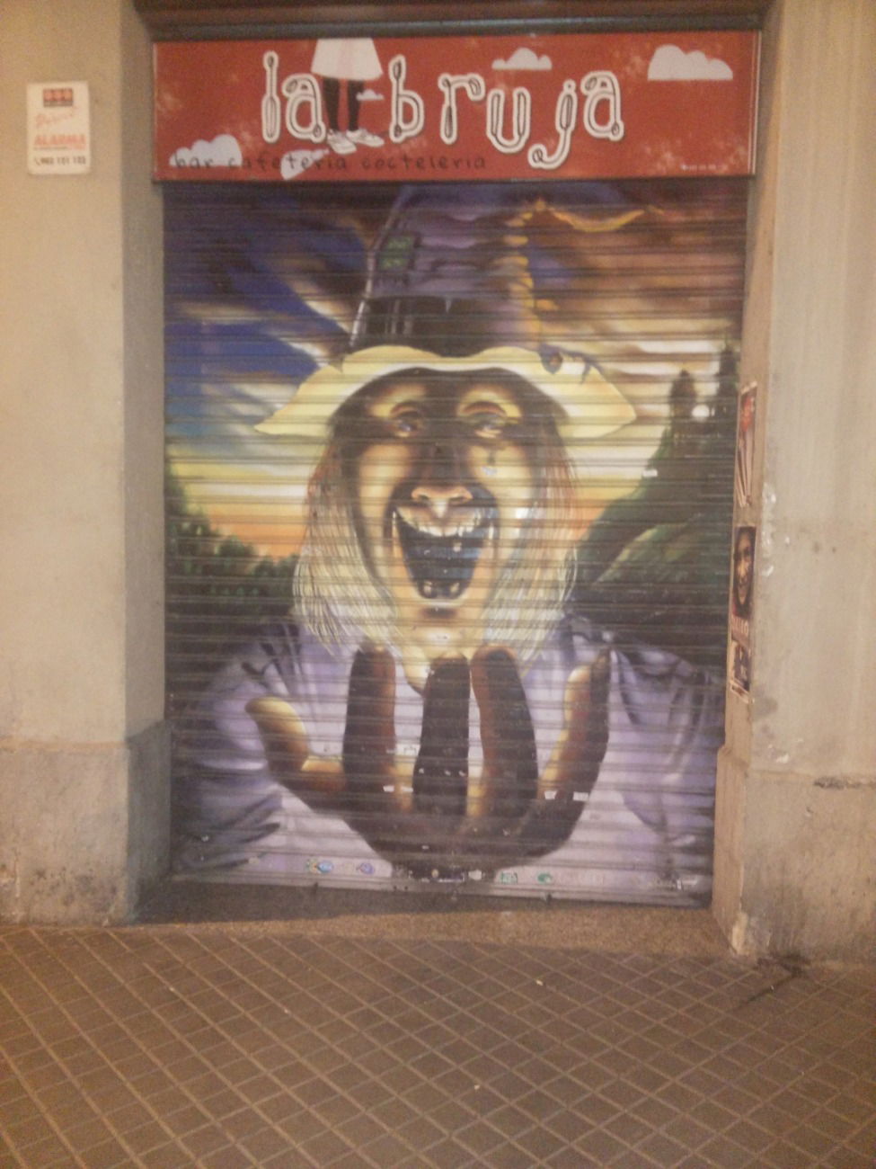 Graffiti Bombing in Barcelona - Photo by Pentabarf - barcelona, spain, character
