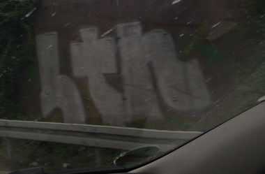 Graffiti Bombing in Wesseling - Photo by Pentabarf - A555, Bonn, Wesseling (2016)