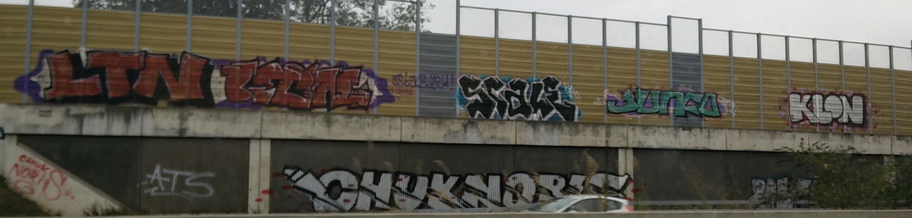 Graffiti Bombing in Köln - Photo by Pentabarf - A3, cgn, cologne