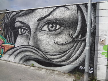 Graffiti Wall in Dublin - Photo by Pentabarf - irland, ireland, dublin