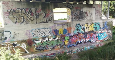 Graffiti Wall in Amsterdam - Photo by Pentabarf - amsterdam, Flevopark
