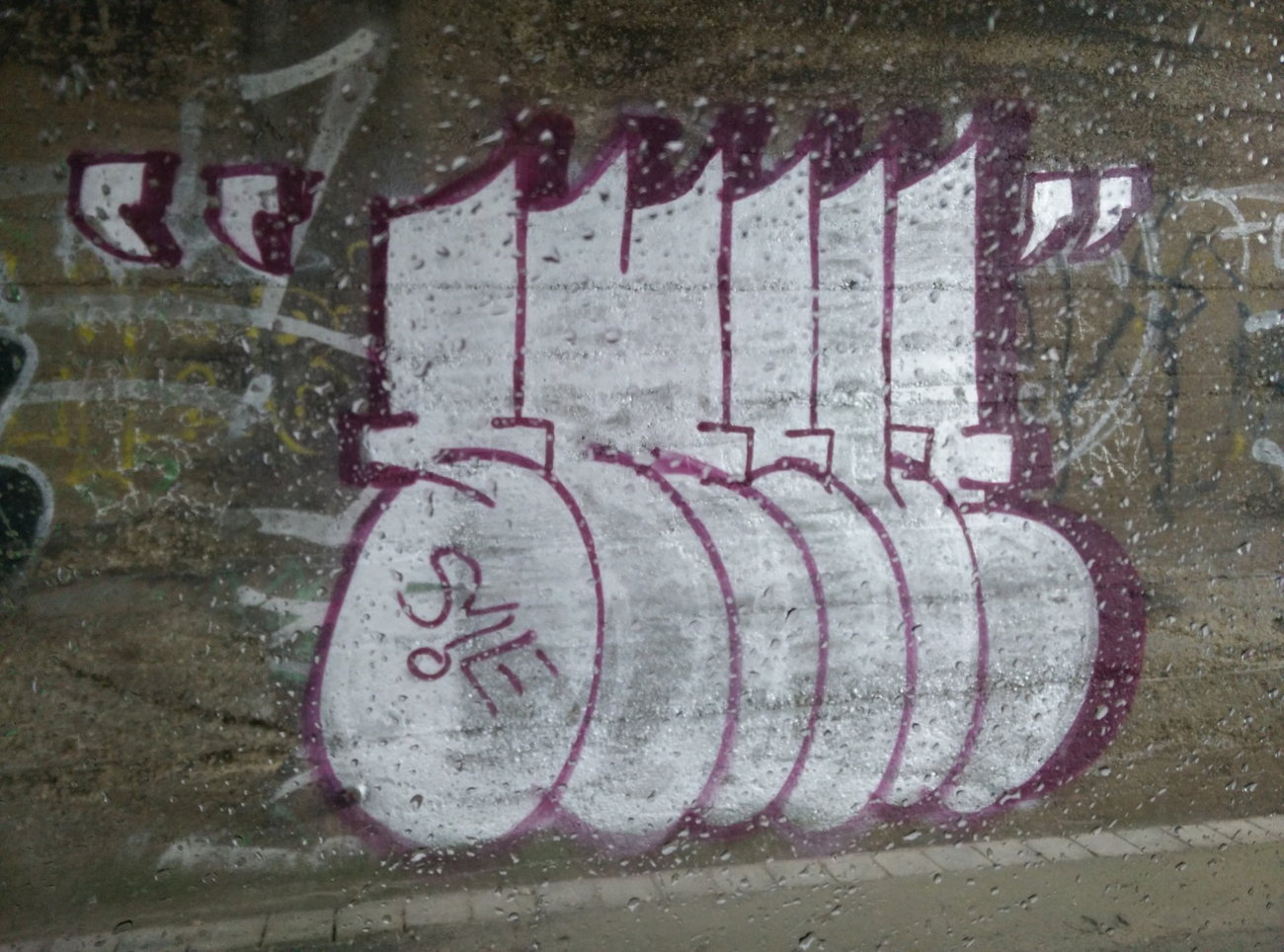Graffiti Wall in Deutschland - Photo by Pentabarf - Smile, Eifel