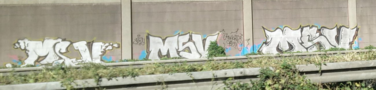 Graffiti Bombing in Essen - Photo by Pentabarf - oberhausen, A3, msv