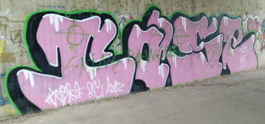 Graffiti Wall in Deutschland - Photo by Pentabarf - frauenberg, eifel, tase