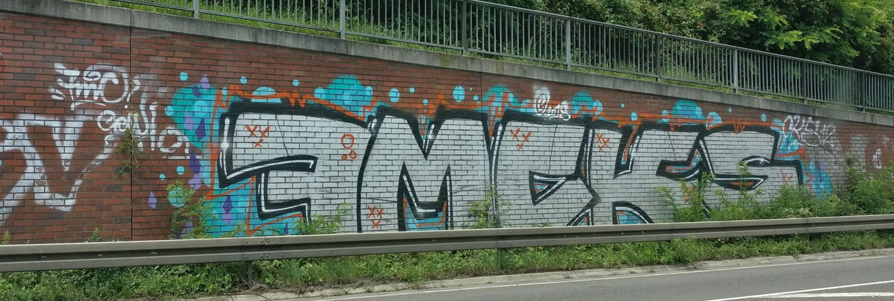 Graffiti Wall - Photo by Pentabarf - fmc, cks, 12 (2018)