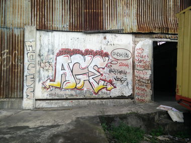 Graffiti Wall in Yogyakarta - Photo by Pentabarf - indonesia, indonesien, yogyakarta