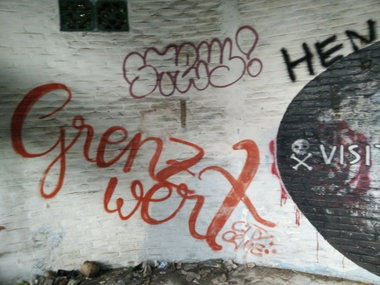 Graffiti in Indonesia - Photo by Pentabarf - indonesia, indonesien, ubud