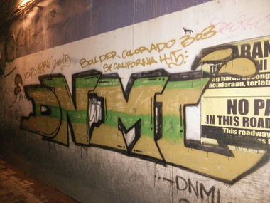 Graffiti Bombing in Kutabali - Photo by Pentabarf - indonesia, indonesien, kutabali (2015)