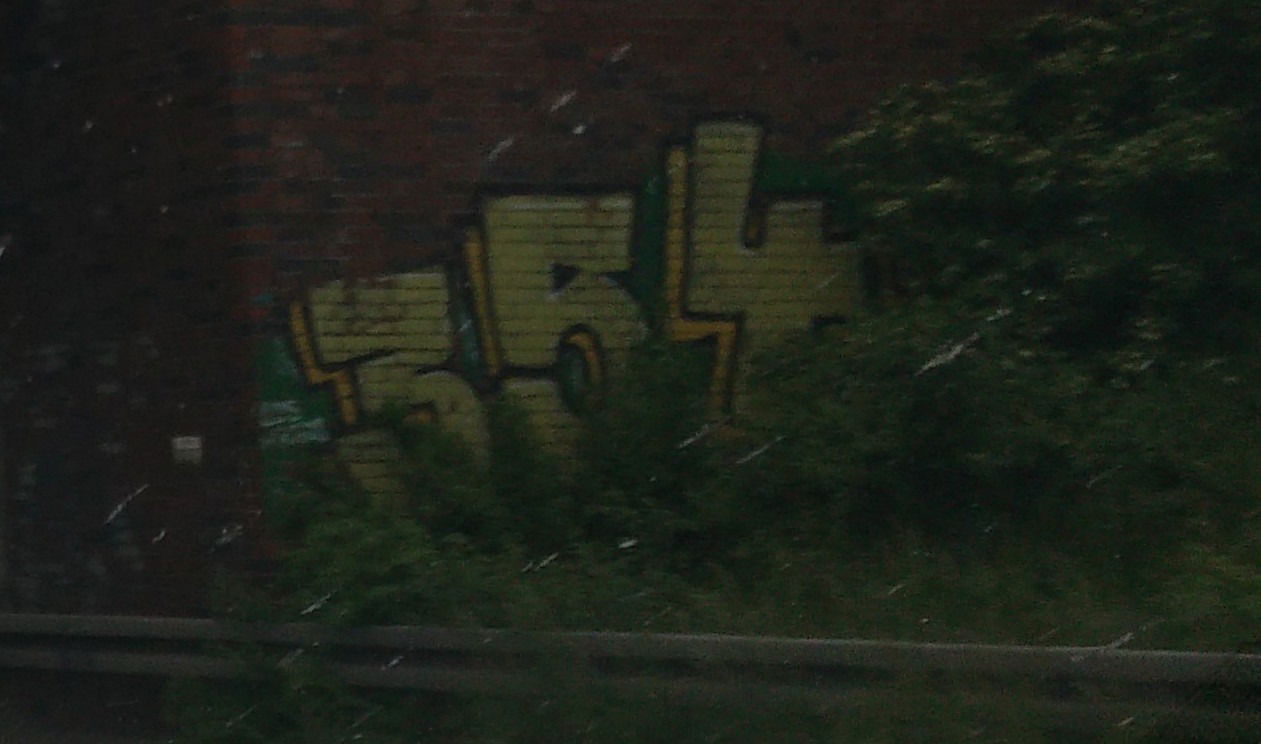 Graffiti Bombing in Wesseling - Photo by Pentabarf - A555, Bonn, Wesseling (2016)