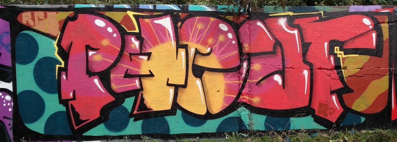 Graffiti Wall in Köln - Photo by Pentabarf - gremberg, pheat (2017)