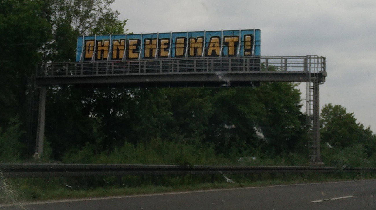 Graffiti in Wesseling - Photo by Pentabarf - A555, Bonn, OhneHeimat (2016)