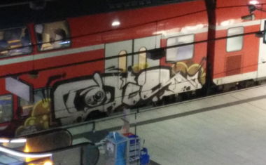 Graffiti Train in Hamburg - Photo by Pentabarf - hamburg, hbf, ogs (2016)