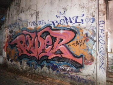Graffiti in Kutabali - Photo by Pentabarf - indonesia, indonesien, kutabali