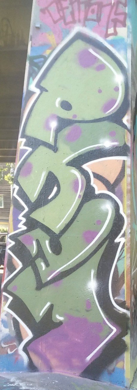 Graffiti Wall in Amsterdam - Photo by Pentabarf - amsterdam, flevopark