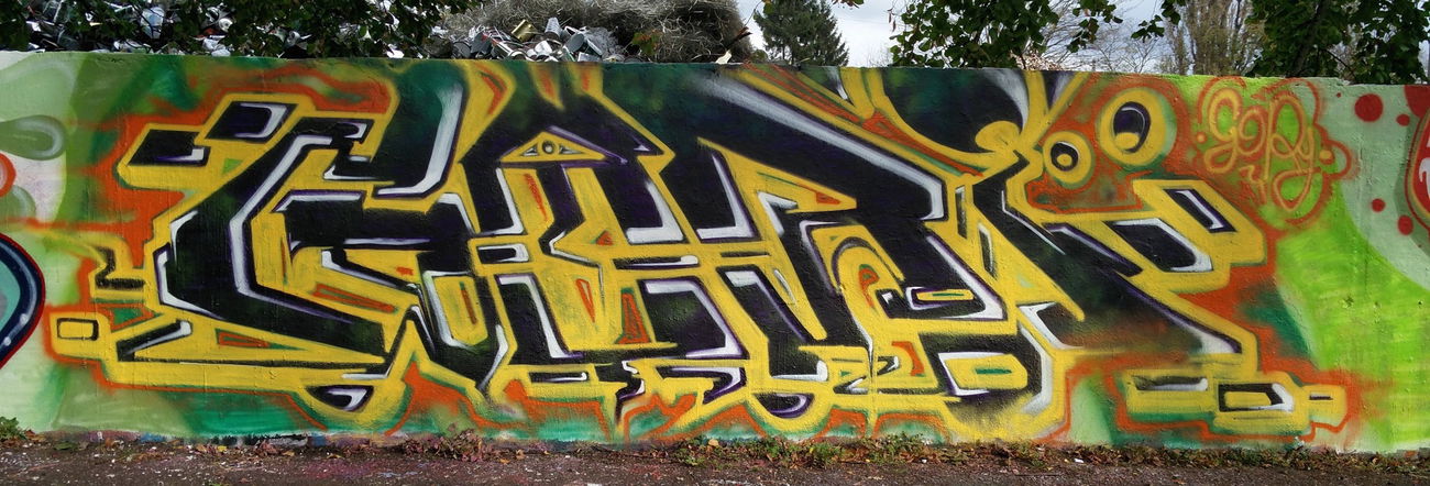 Graffiti Wall in Köln - Photo by Pentabarf - gremberg (2017)