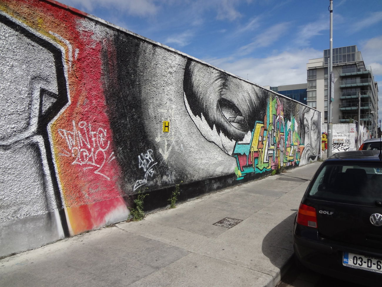 Graffiti Wall in Dublin - Photo by Pentabarf - irland, ireland, dublin