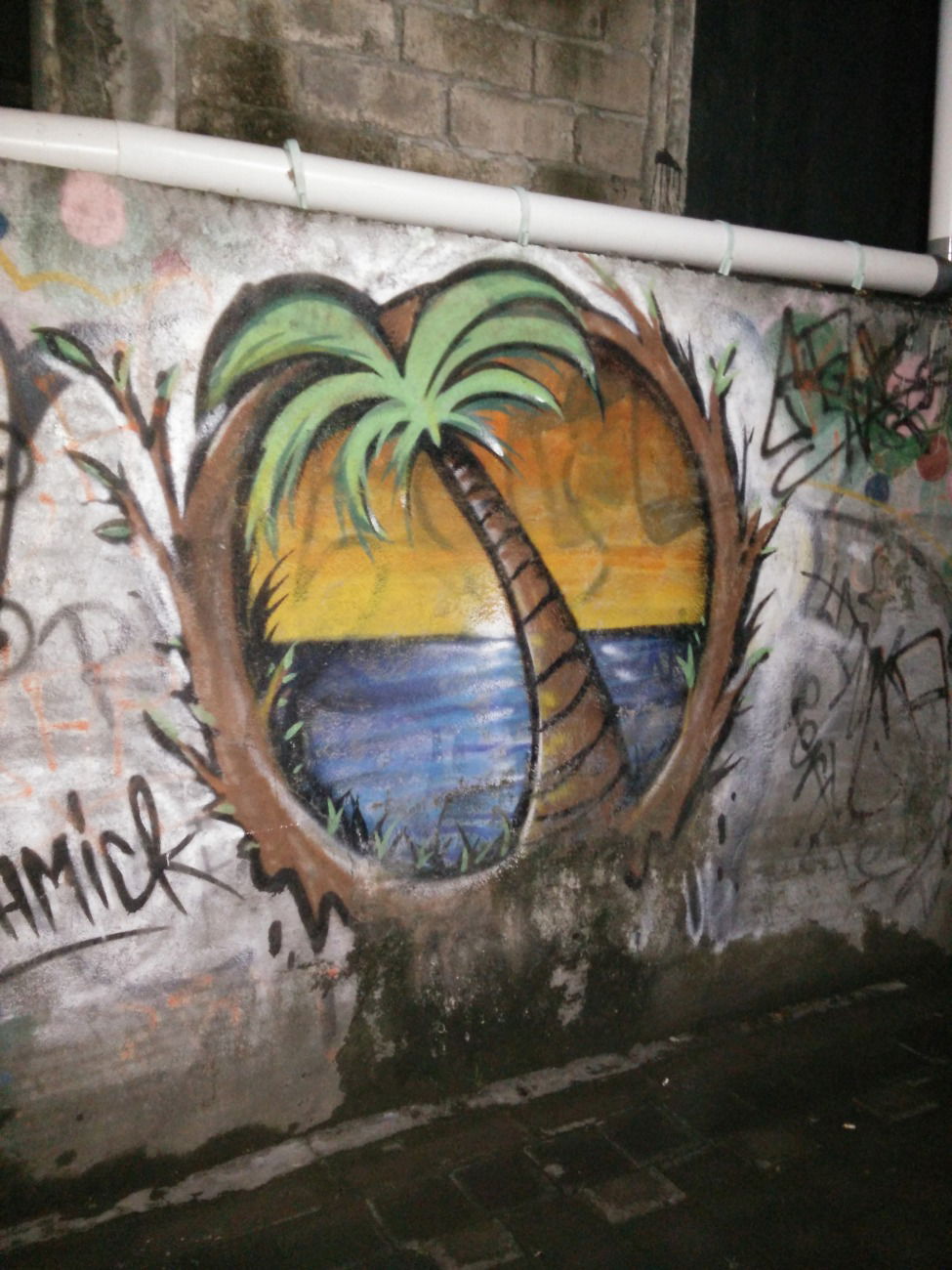 Graffiti Wall in Kutabali - Photo by Pentabarf - indonesia, indonesien, kutabali