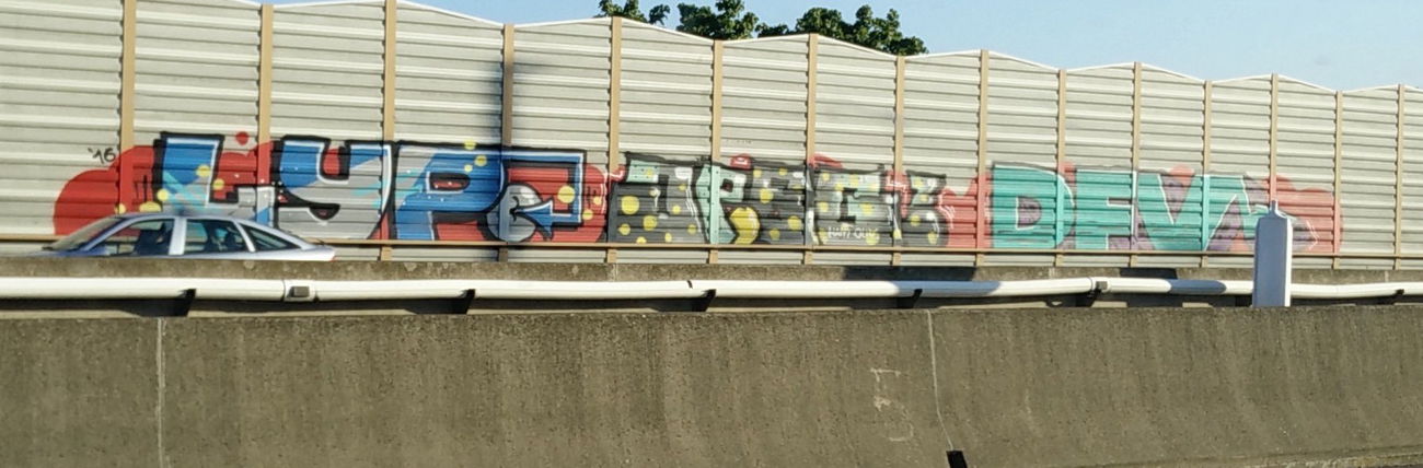 Graffiti Bombing in Deutschland - Photo by Pentabarf - A1, cgn, cologne (2016)