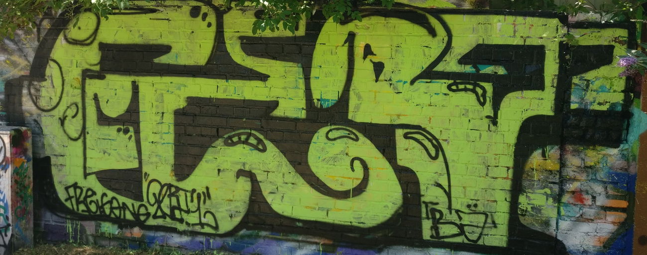 Graffiti Wall in Köln - Photo by Pentabarf - cologne, cgn, köln