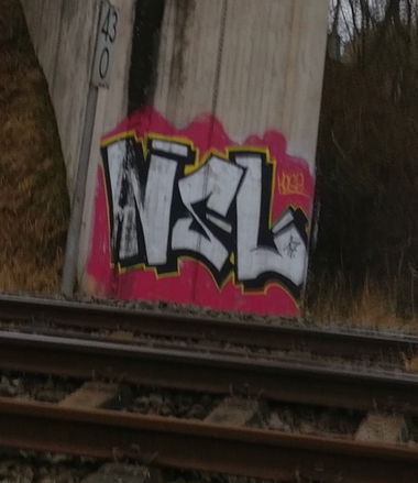 Graffiti Bombing in Deutschland - Photo by Pentabarf - nsl, eifel (2017)