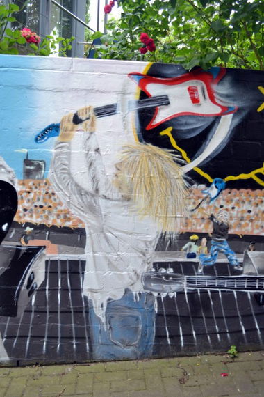 Graffiti Wall - Photo by PepperSprayCans