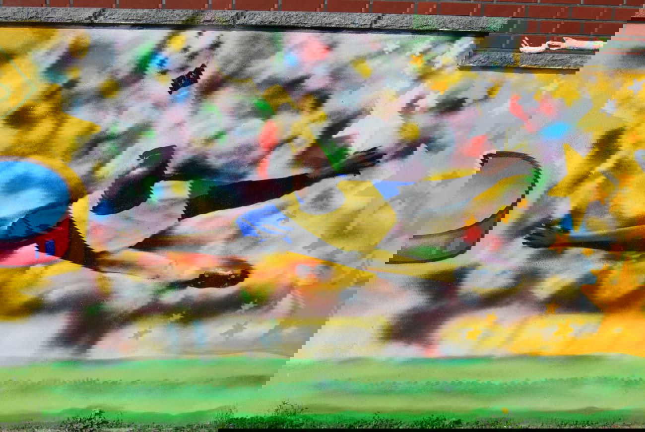 Graffiti Wall - Photo by PepperSprayCans