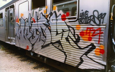 Graffiti Train - Photo by Perry - Woody, Graffiti, Paris (1999)