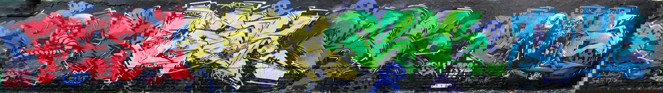 Graffiti Wall in Berlin - Photo by Perso - Rise, 61, Danck (2013)