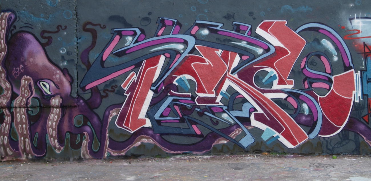 Graffiti Wall in Berlin - Photo by Perso - esze, perso (2015)