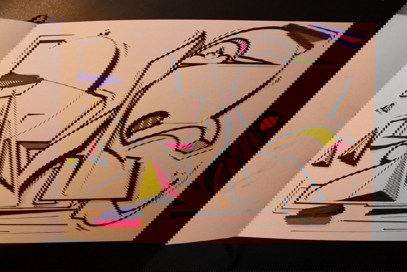 Graffiti Sketch - Photo by Petas - puls, auf, 180