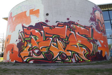Graffiti Wall - Photo by Petas - Petas, 117