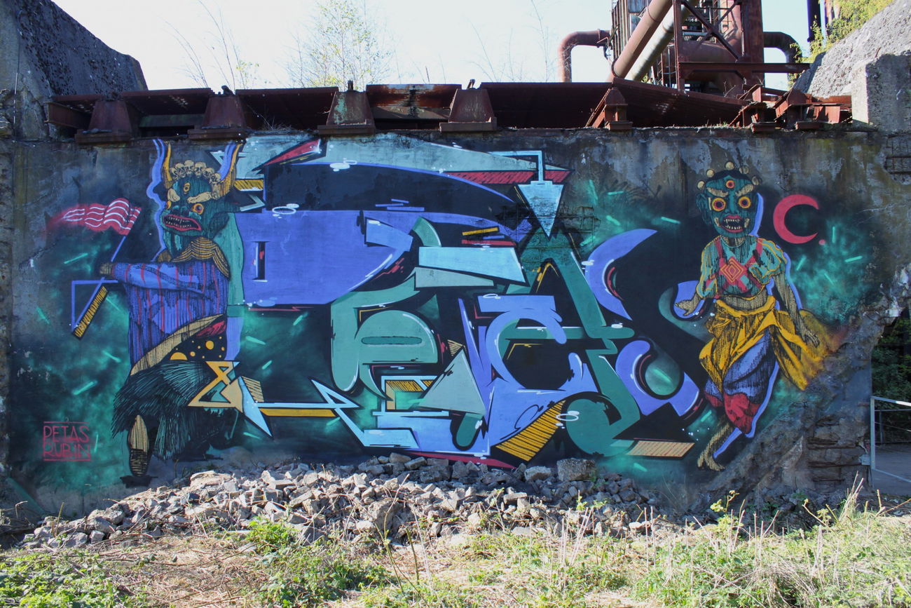 Graffiti Wall - Photo by Petas - Petas, Rubin195, UrbanArt