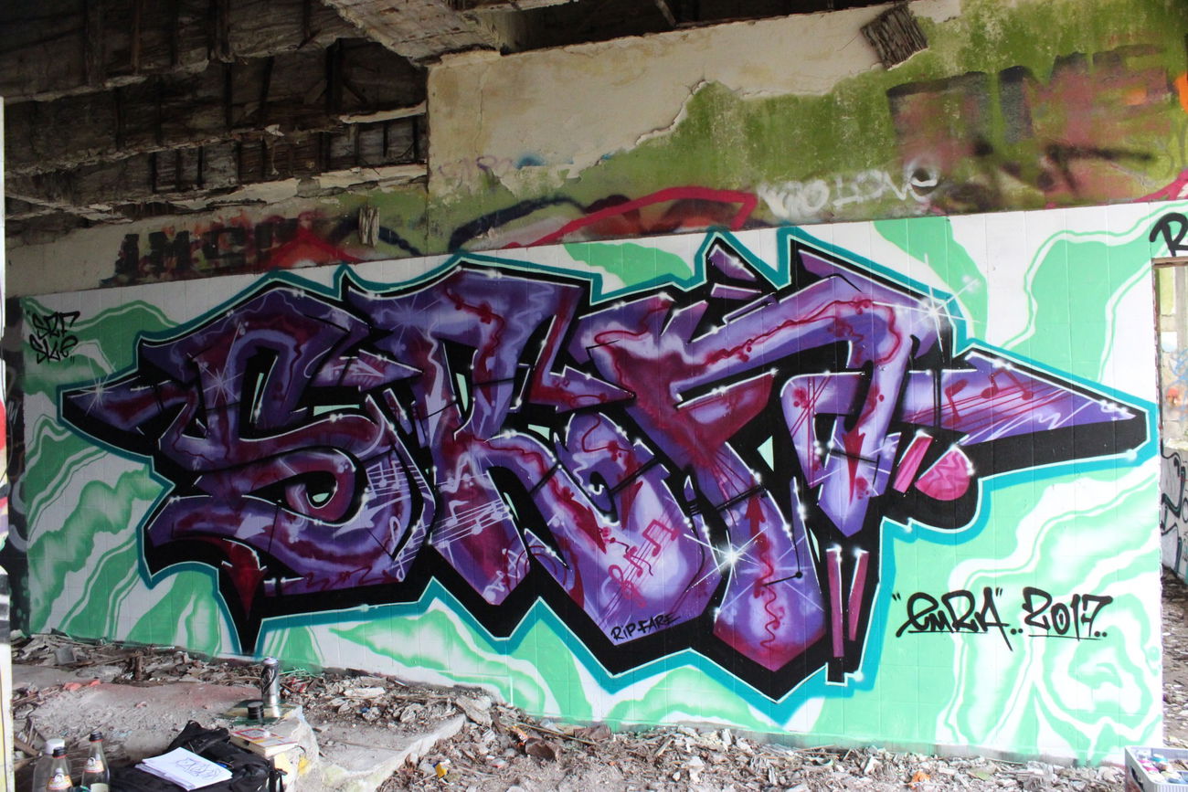 Graffiti Wall - Photo by PeterPetersen - srf