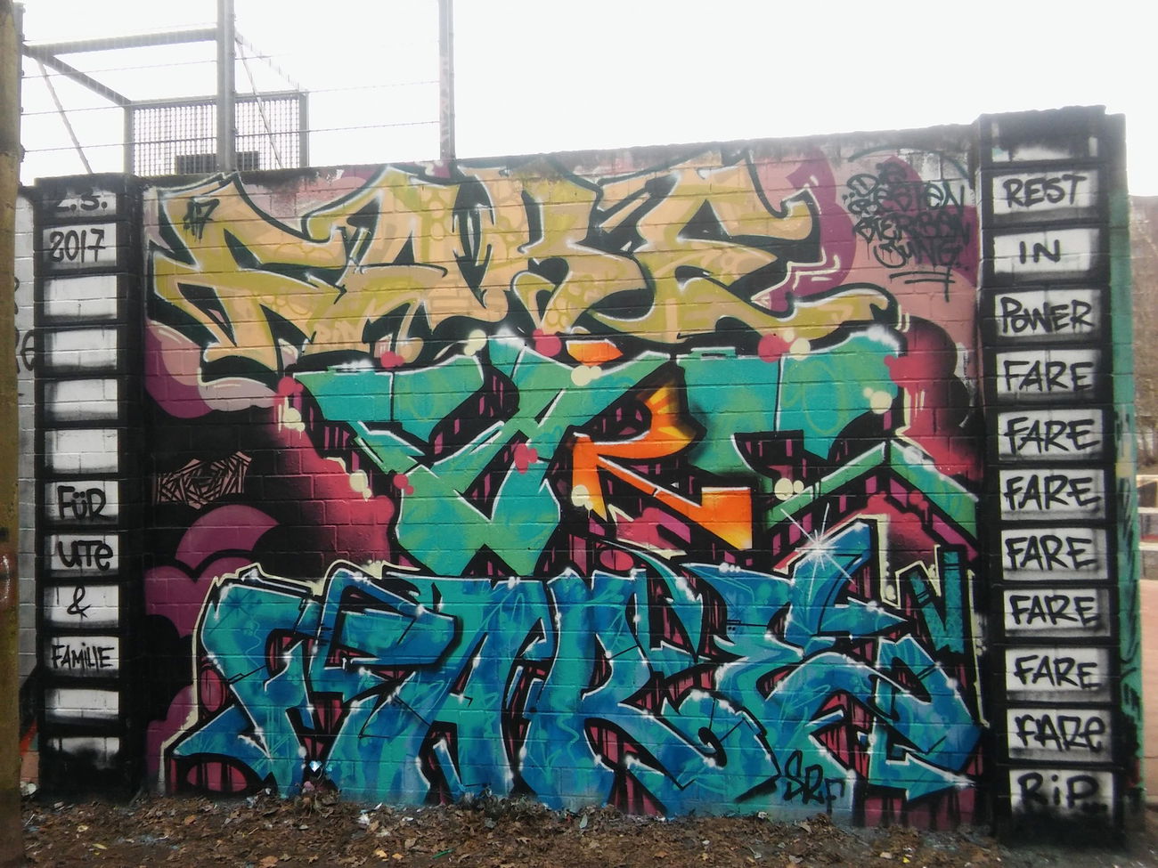 Graffiti Wall - Photo by PeterPetersen - fare