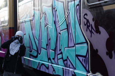 Graffiti Wall - Photo by PeterPetersen - pulk, srf