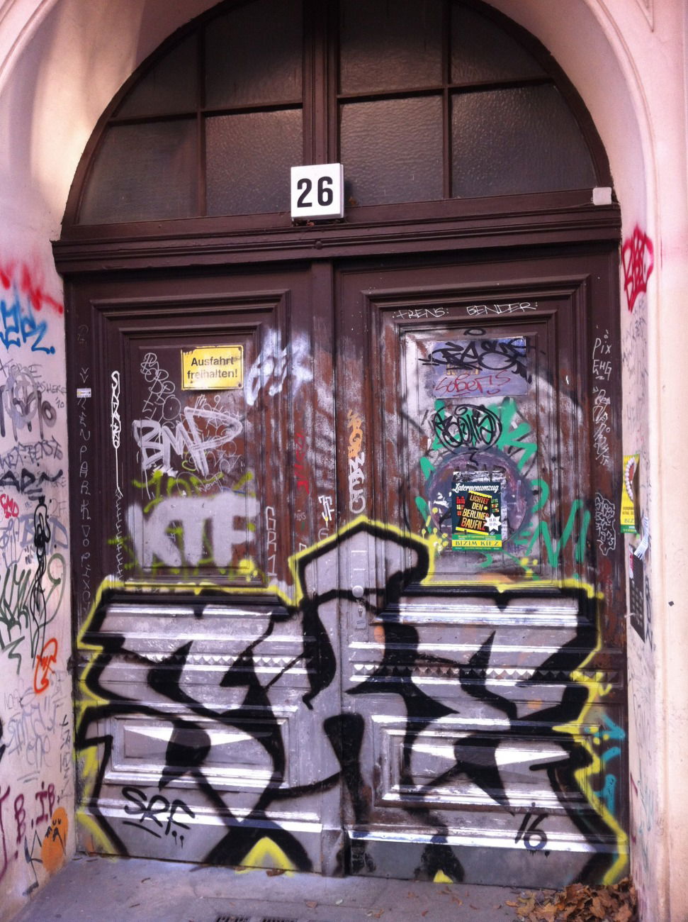 Graffiti Wall - Photo by PeterPetersen - ske