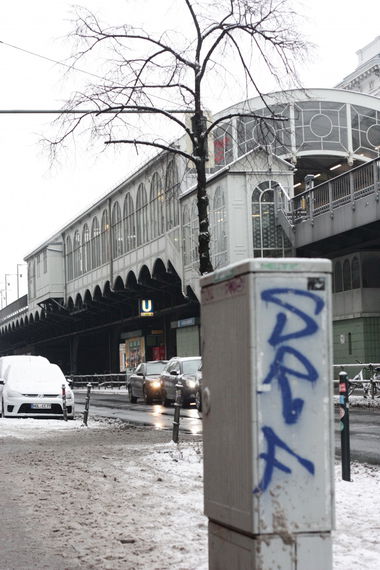 Graffiti Wall - Photo by PeterPetersen - srf, görli