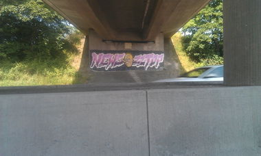 Graffiti Wall - Photo by Peterock - news, zztop, cctop (2005)