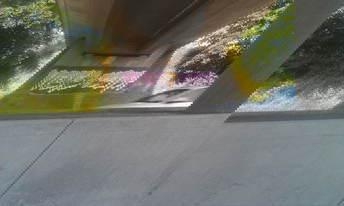 Graffiti Wall - Photo by Peterock - news, zztop, cctop (2005)