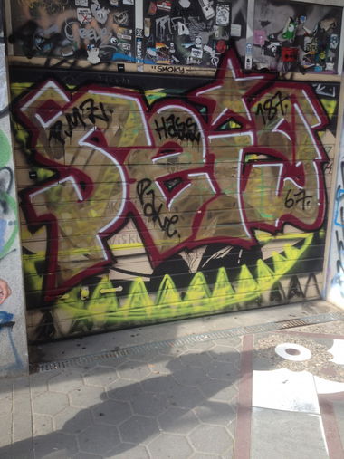 Graffiti in Hamburg - Photo by Peterock - Seis, Seig, ?