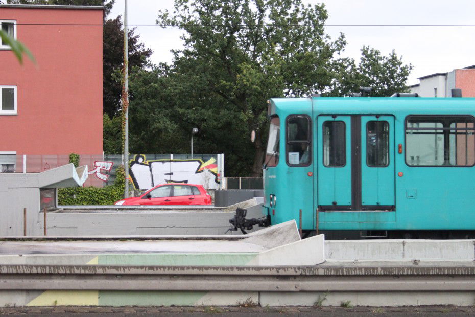Graffiti Wall in Frankfurt - Photo by PetreUhlman - Ir, Frankfurt, Germany