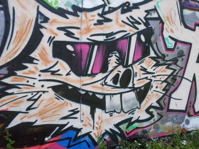 Graffiti Wall in Frankfurt - Photo by PetreUhlman - Rabbit, Terh, Frankfurt