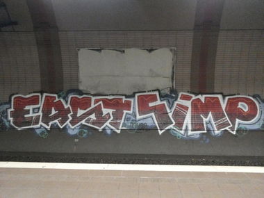 Graffiti Bombing - Photo by PetreUhlman - East, Gimp, Honor (2013)