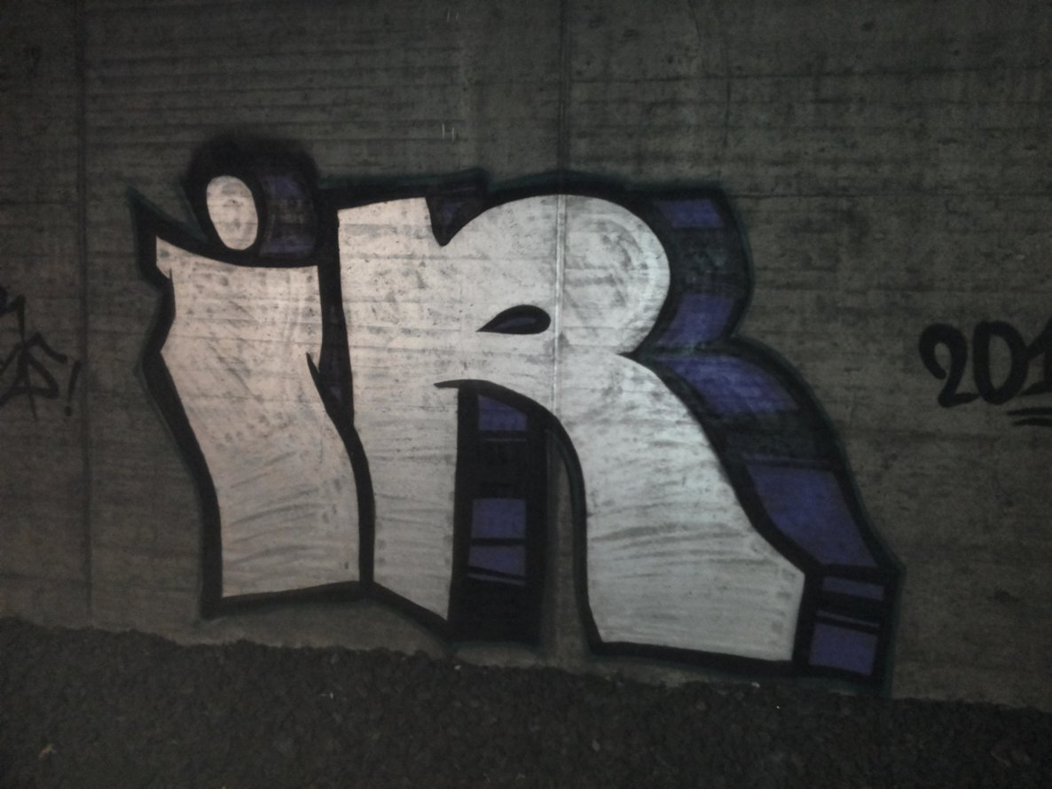 Graffiti Bombing - Photo by PetreUhlman - Ir, 2012, Frankfurt