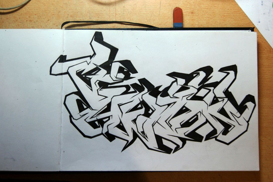 Graffiti Sketch in Tula - Photo by Phame5 - Black, White, Swag (2013)